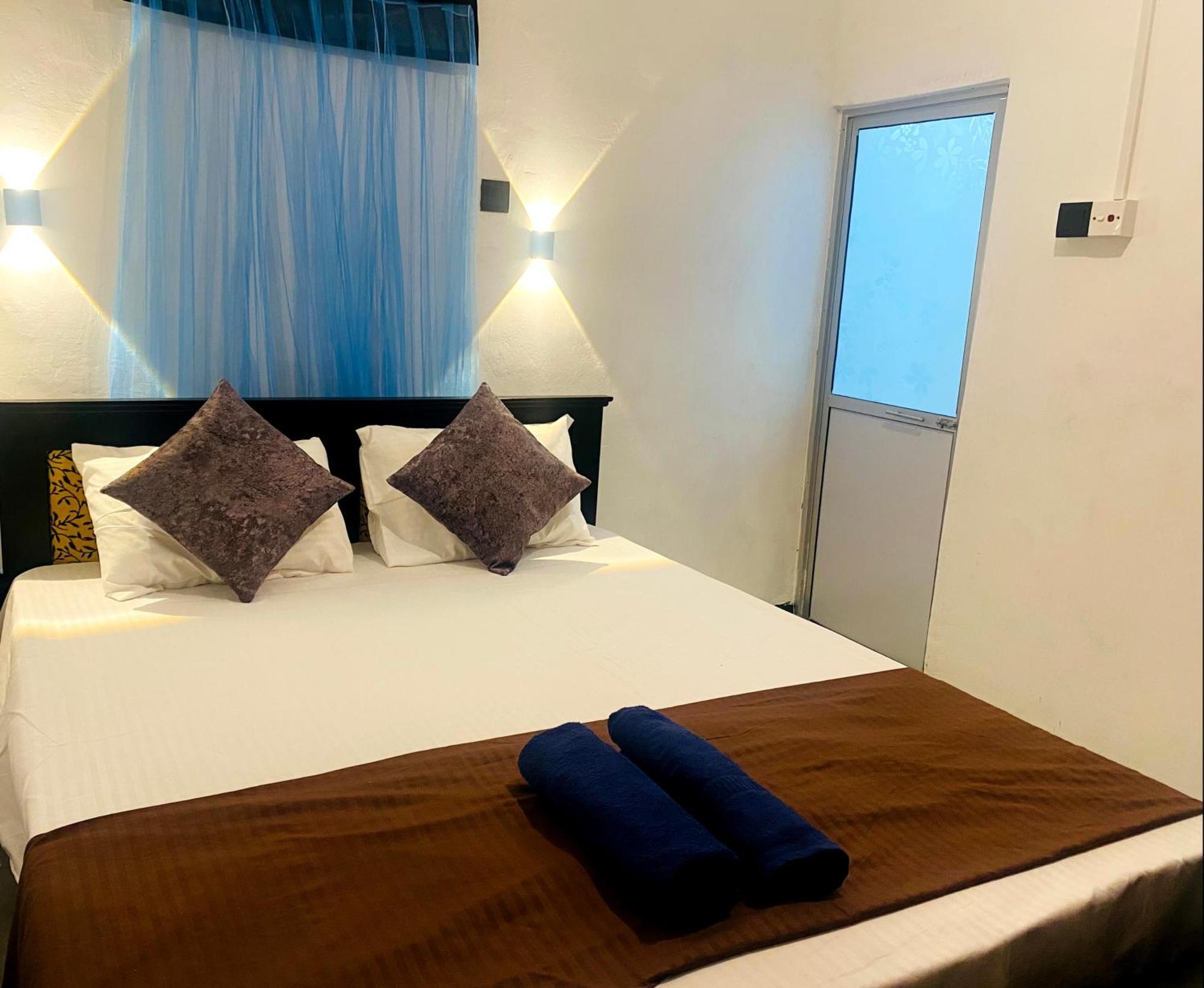 Fly Infinity - Home Stay Kandy Eksteriør bilde