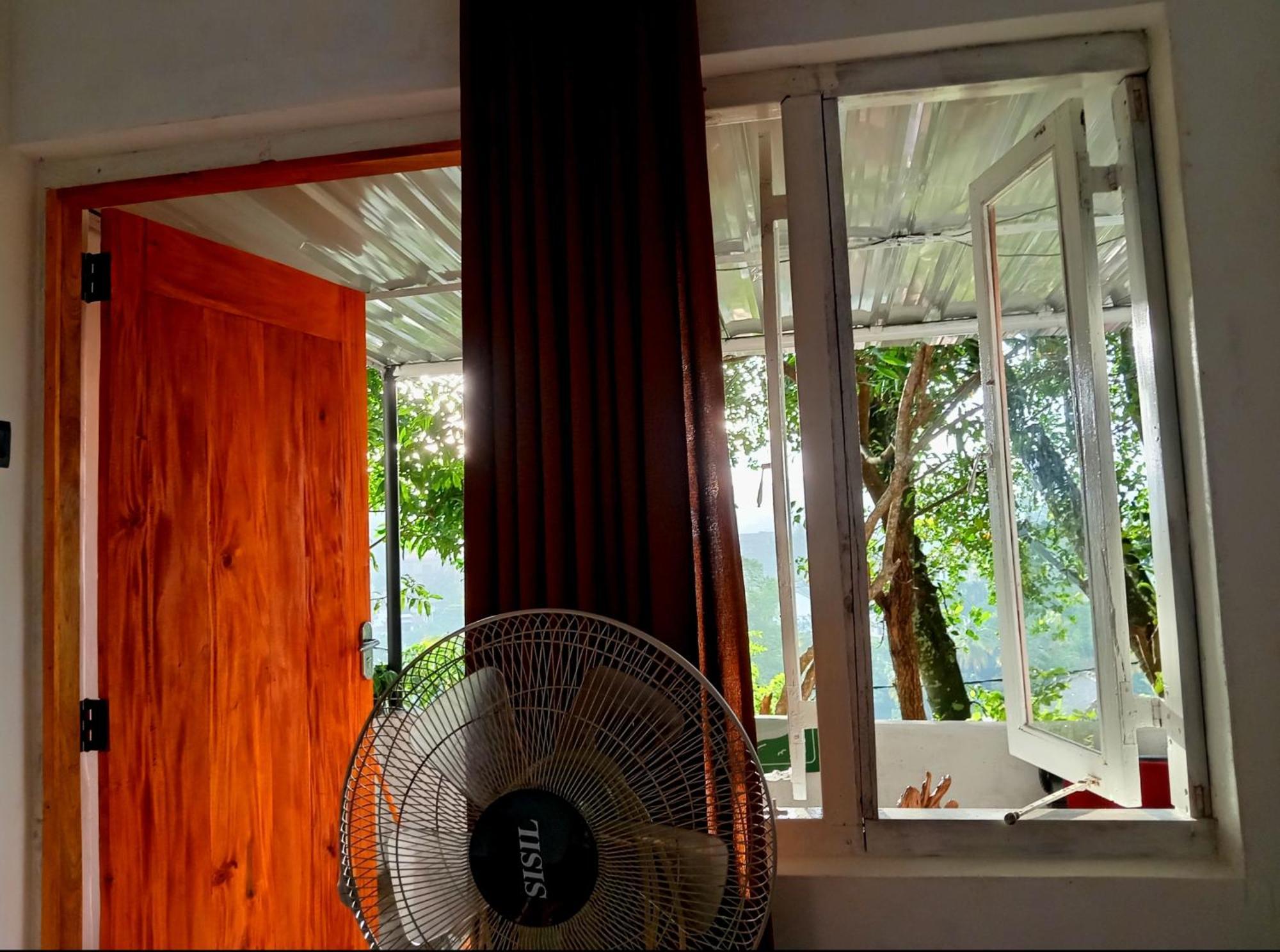 Fly Infinity - Home Stay Kandy Eksteriør bilde