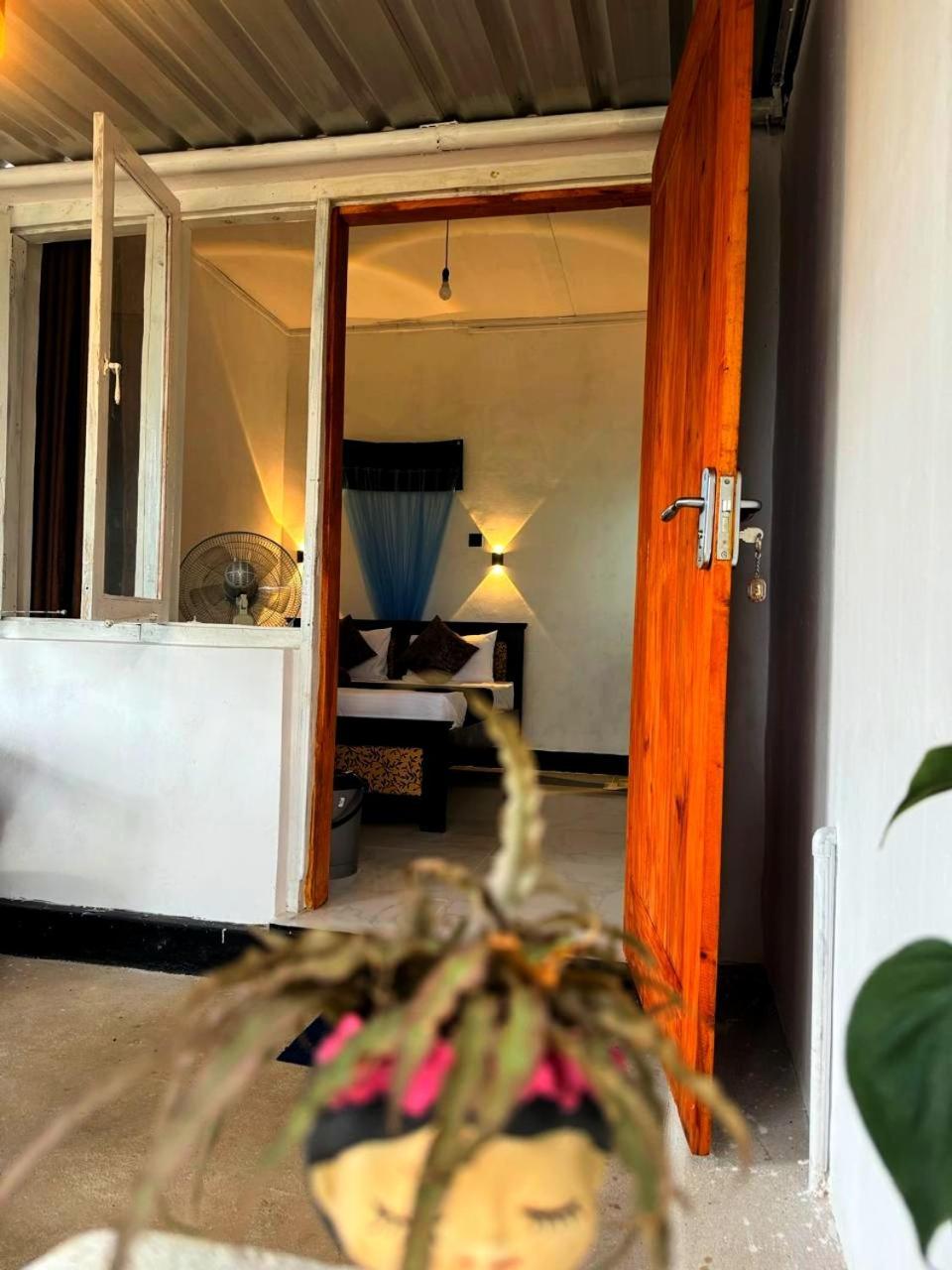 Fly Infinity - Home Stay Kandy Eksteriør bilde
