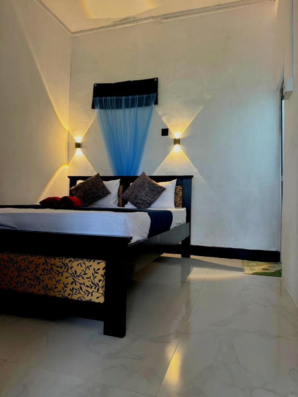 Fly Infinity - Home Stay Kandy Eksteriør bilde